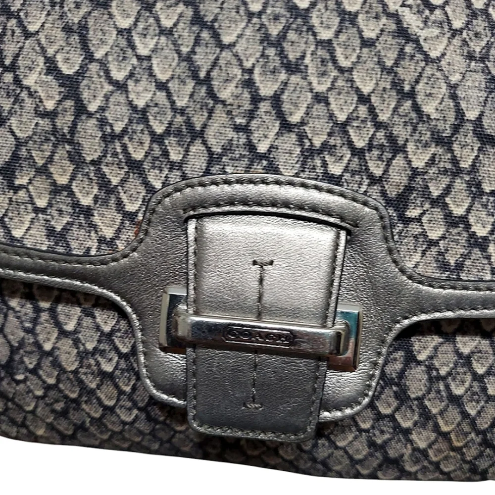 Coach Small Snakeskin Pattern Jacquard With Leather Shoulder Bag F26036 - Picture 7 of 11